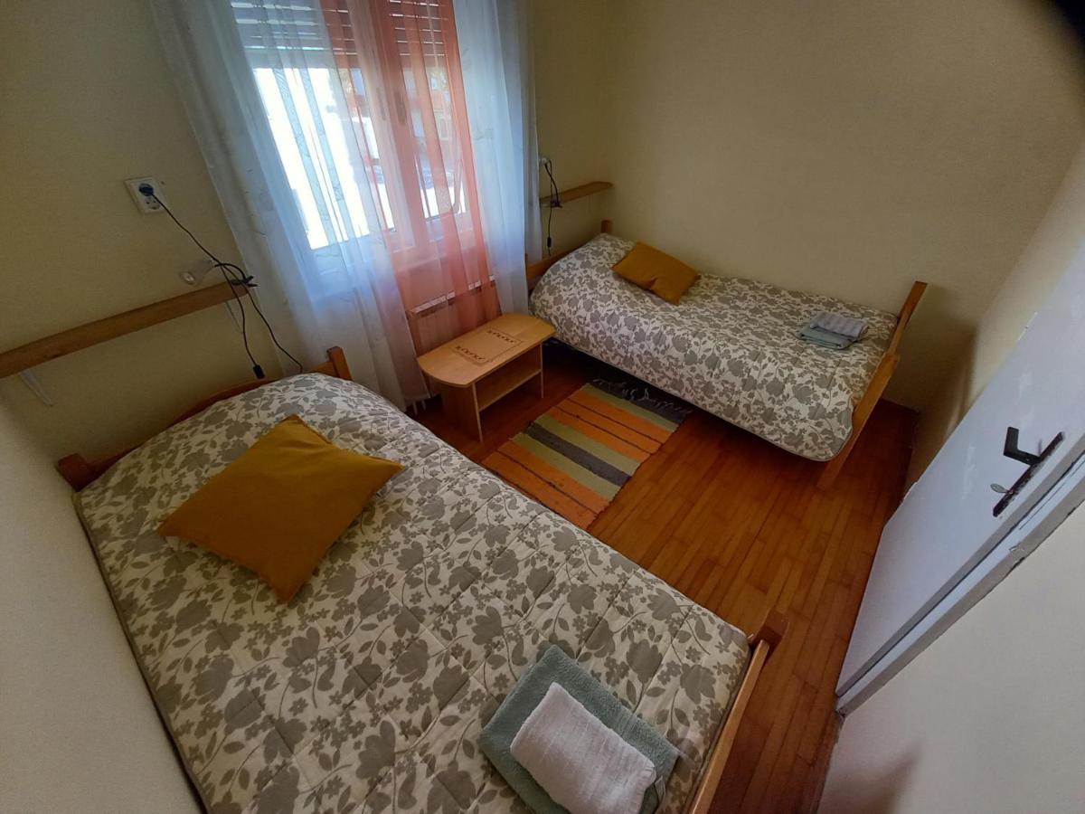 Rooms Apartma Cerknica Luaran gambar