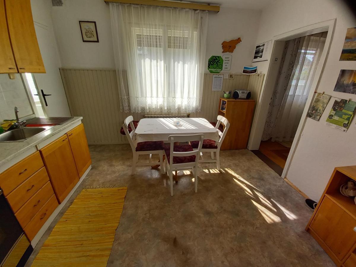 Rooms Apartma Cerknica Luaran gambar